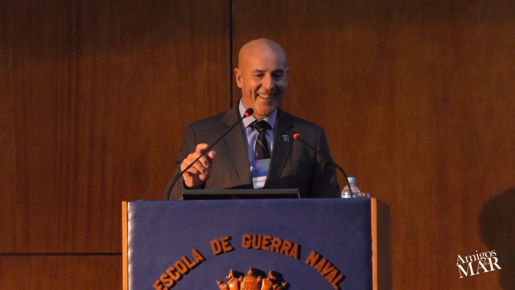 Diretor Assistente da OHI fala sobre o Brasil em 1886 e a Hidrografia