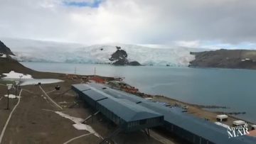 Base Antártica Comandante Ferraz por Ilques Barbosa Junior – Comandante da Marinha